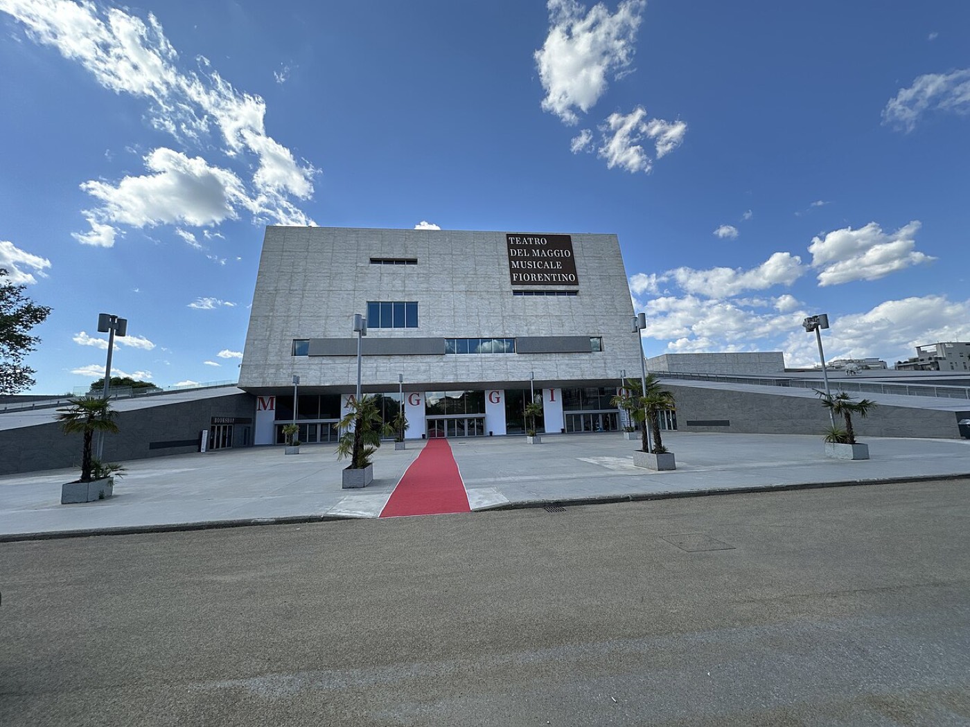Il Teatro del Maggio Musicale Fiorentino, la nuova sede dell'opera